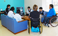談話風景の様子